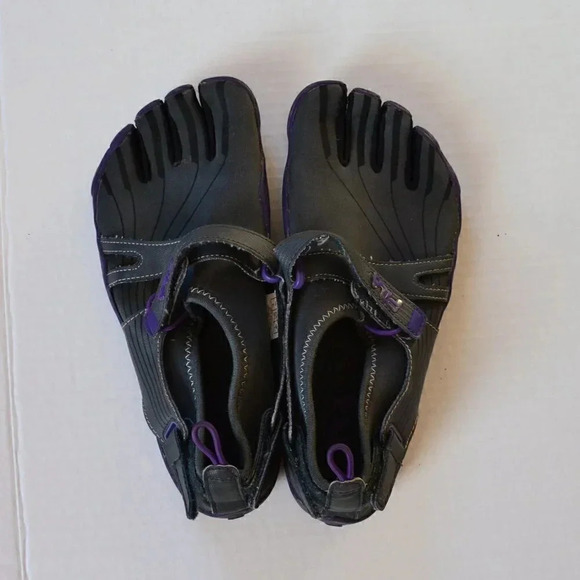 Fila Skele-Toes Running Shoes - Picture 5 of 6